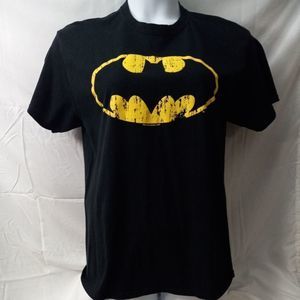 DC Comics Batman Classic Symbol Logo manufactured Distressed Style T-Shirt EUC